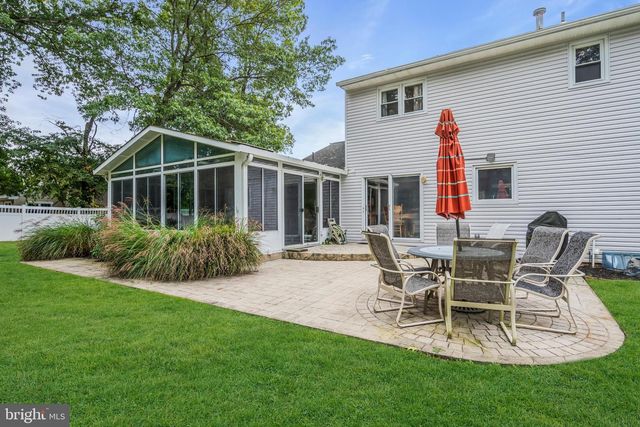 718 ARROW DR, Toms River, NJ 08753