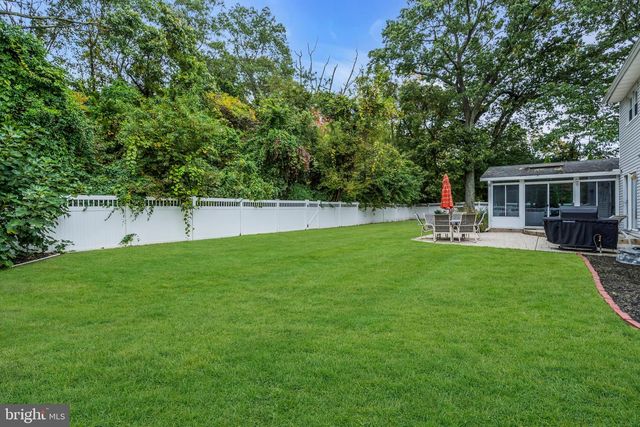 718 ARROW DR, Toms River, NJ 08753