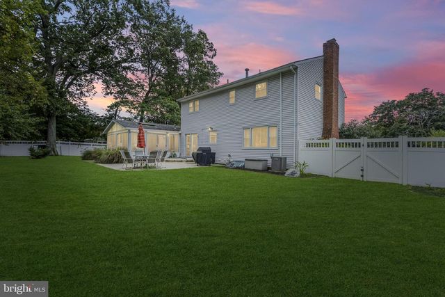 718 ARROW DR, Toms River, NJ 08753