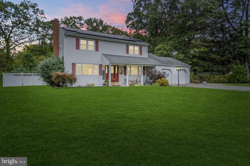 718 ARROW DR, Toms River, NJ 08753