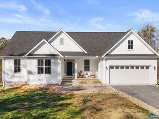 3185 POLECAT CREEK LN, Scottsville, VA 24590