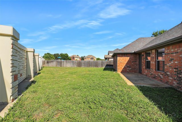 6601 Pine Hills Lane, Denton, TX 76210