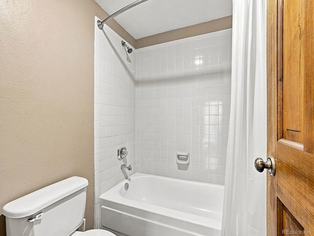 7712 S Cove Circle, Centennial, CO 80122