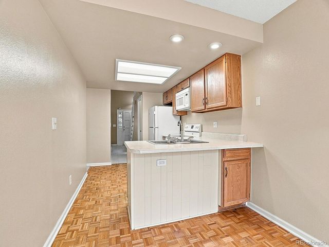 7712 S Cove Circle, Centennial, CO 80122