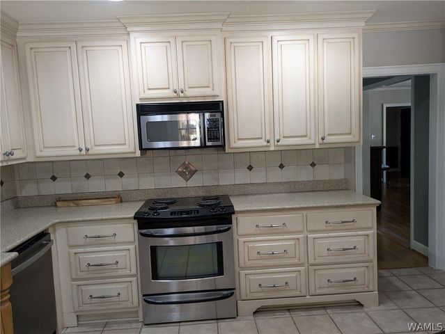 409 Woodridge, Tuscaloosa, AL 35406