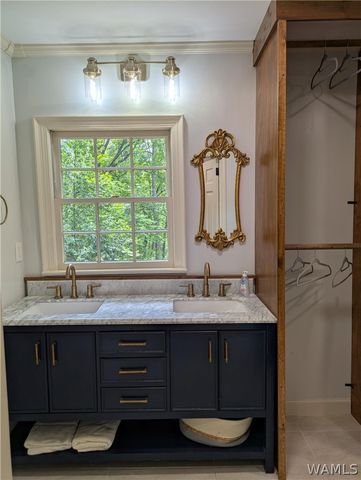 409 Woodridge, Tuscaloosa, AL 35406