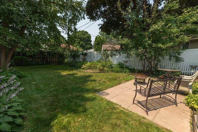 1429 14th Avenue NW, Rochester, MN 55901