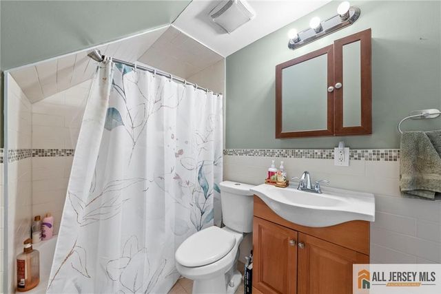 366 William Street, Piscataway, NJ 08854