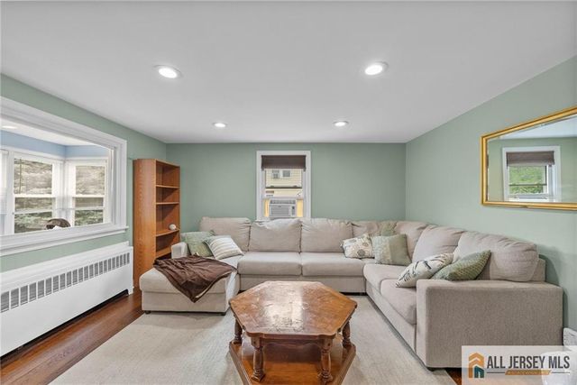 366 William Street, Piscataway, NJ 08854