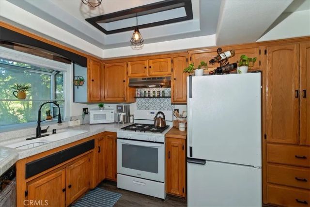 23559 Lake, Crestline, CA 92325