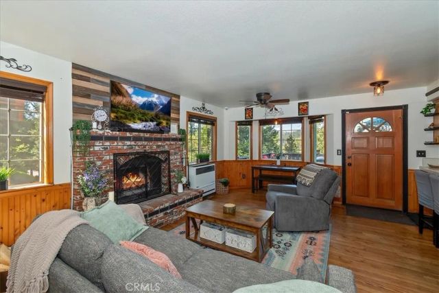 23559 Lake, Crestline, CA 92325