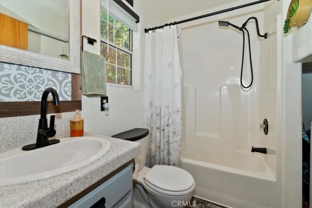 23559 Lake, Crestline, CA 92325