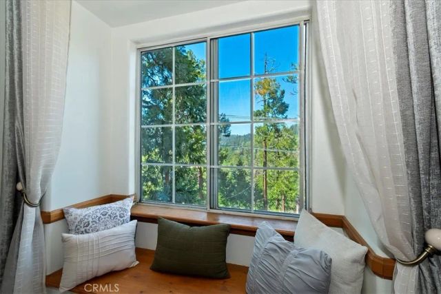 23559 Lake, Crestline, CA 92325