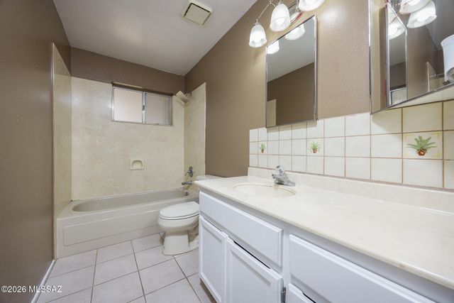 1035 N Evergreen Drive, Oracle, AZ 85623