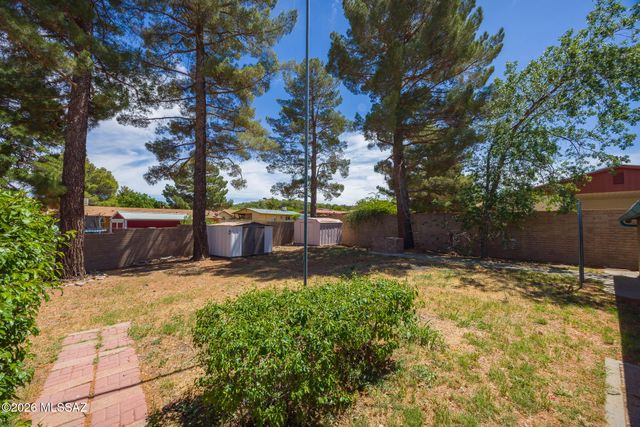 1035 N Evergreen Drive, Oracle, AZ 85623