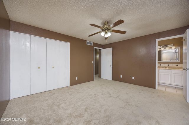 1035 N Evergreen Drive, Oracle, AZ 85623