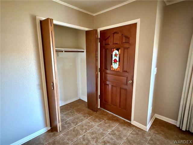 1965 Motor Avenue, Kingman, AZ 86401