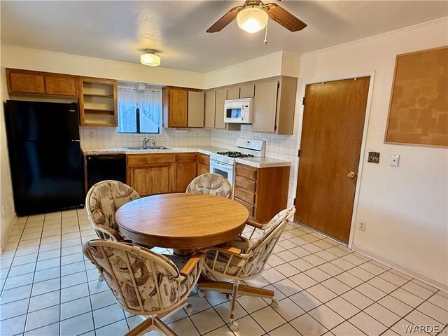 1965 Motor Avenue, Kingman, AZ 86401