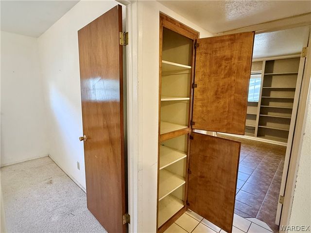 1965 Motor Avenue, Kingman, AZ 86401