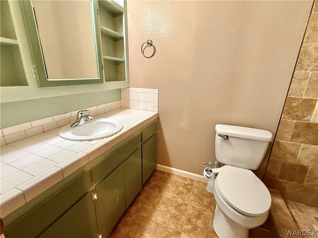 1965 Motor Avenue, Kingman, AZ 86401