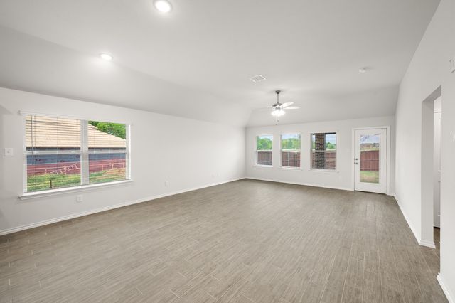 2817 Hay Lane, Midlothian, TX 76065