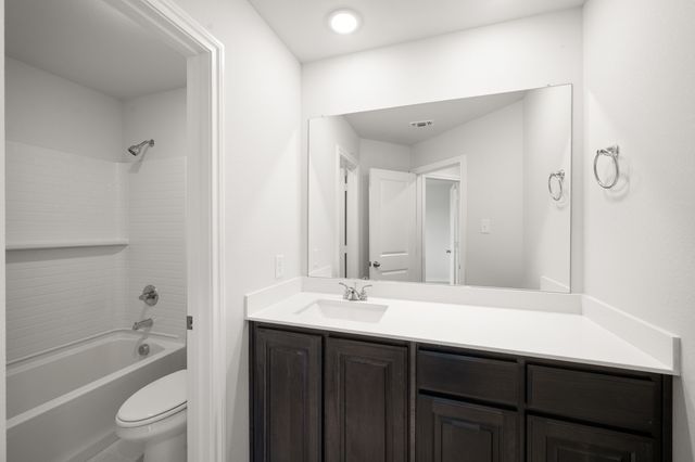 2817 Hay Lane, Midlothian, TX 76065