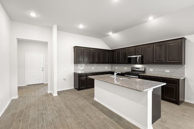 2817 Hay Lane, Midlothian, TX 76065