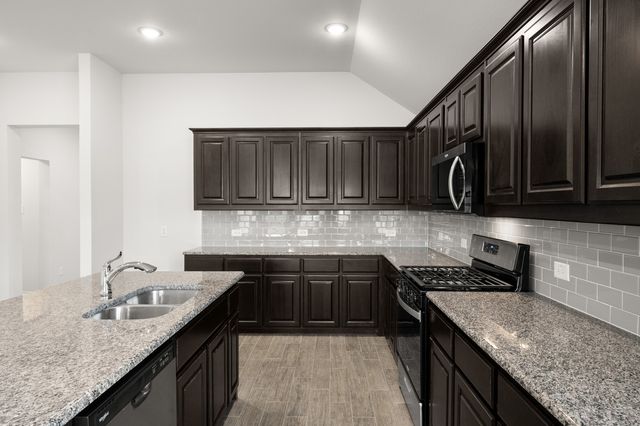 2817 Hay Lane, Midlothian, TX 76065