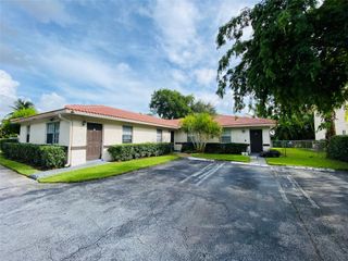 11380 NW 39th St 3, Coral Springs, FL 33065