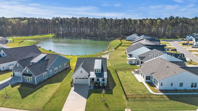 2221 Laurel Oak Ave, Hardeeville, SC 29927