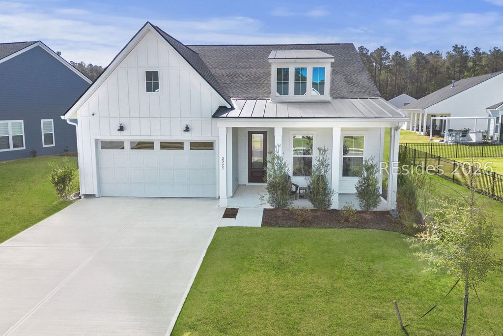 2221 Laurel Oak Ave, Hardeeville, SC 29927