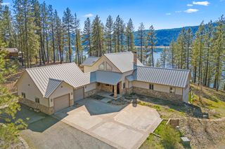 2372 Eagle River Way, Kettle Falls, WA 99141