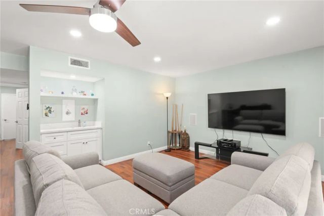 23316 Almarosa, Torrance, CA 90505