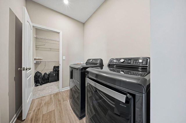 6014 Honey Farm Way, Grove City, OH 43123