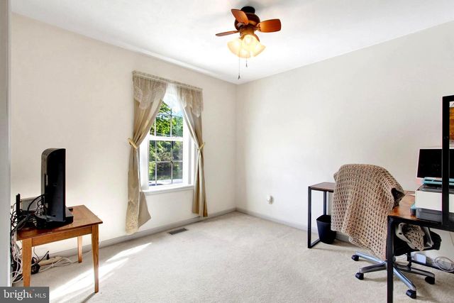620 BROUGH RD, Abbottstown, PA 17301