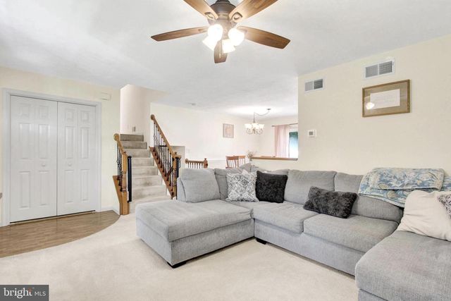 620 BROUGH RD, Abbottstown, PA 17301