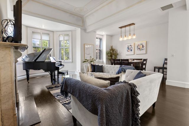 230 Marlborough 4, Boston, MA 02116