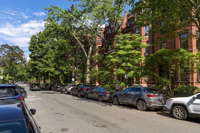 230 Marlborough 4, Boston, MA 02116