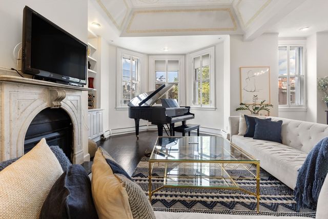 230 Marlborough 4, Boston, MA 02116