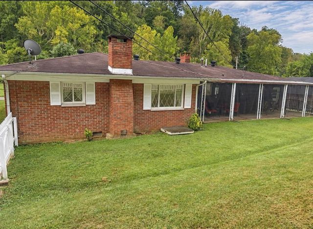 45 Private Dr 5713 St Rt 243, Ironton, OH 45638