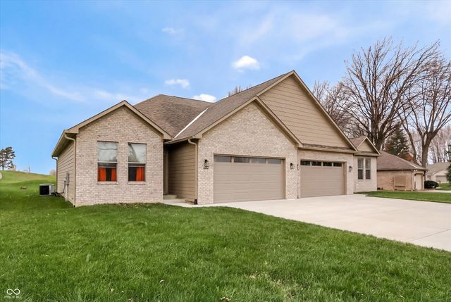 1022 Paris Drive, Franklin, IN 46131