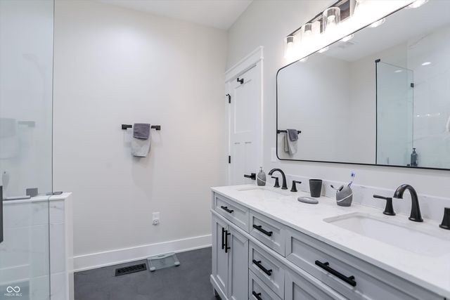 1022 Paris Drive, Franklin, IN 46131