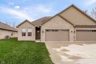 1022 Paris Drive, Franklin, IN 46131
