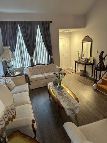 123 Prospect Avenue, Wood Dale, IL 60191