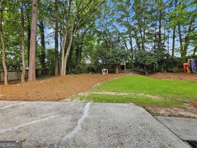 4207 Lake Rill Court, Marietta, GA 30062