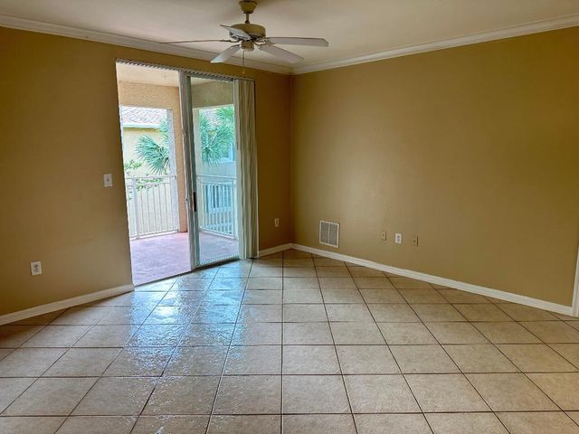 6521 Emerald Dunes Drive 307, West Palm Beach, FL 33411