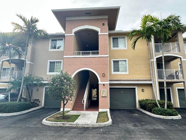 6521 Emerald Dunes Drive 307, West Palm Beach, FL 33411