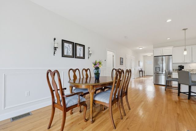 95 Partridge View Lane N, Wrentham, MA 02093