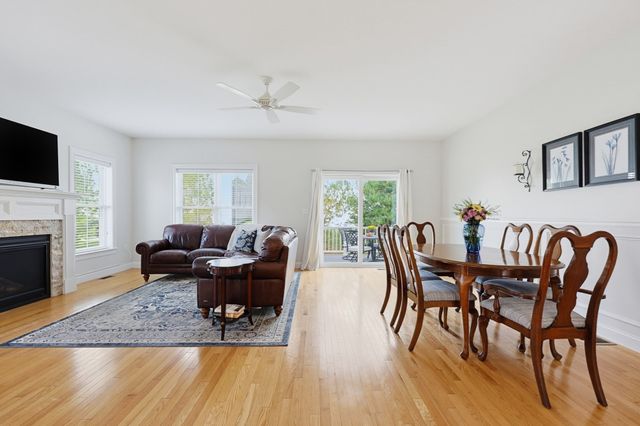 95 Partridge View Lane N, Wrentham, MA 02093