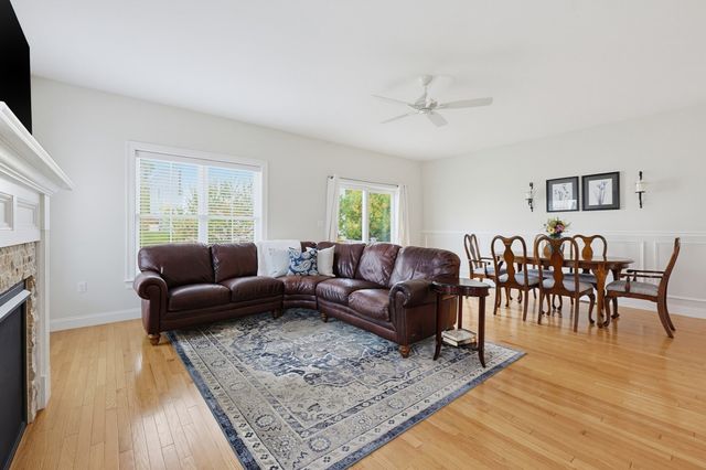 95 Partridge View Lane N, Wrentham, MA 02093